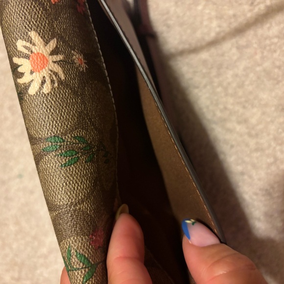 Authentic Coach Crossbody - Picture 6 of 6